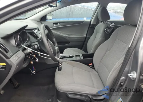 2013 Hyundai Sonata Gls z USA, uszkodzony, nr VIN 5NPEB4AC7DH737804